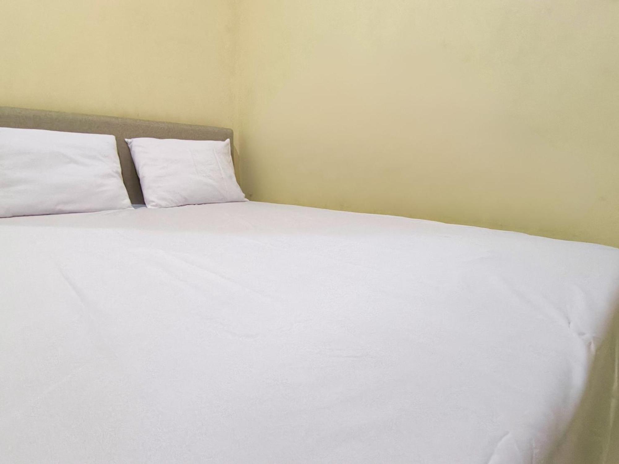 Nn Guesthouse Solo Kültér fotó