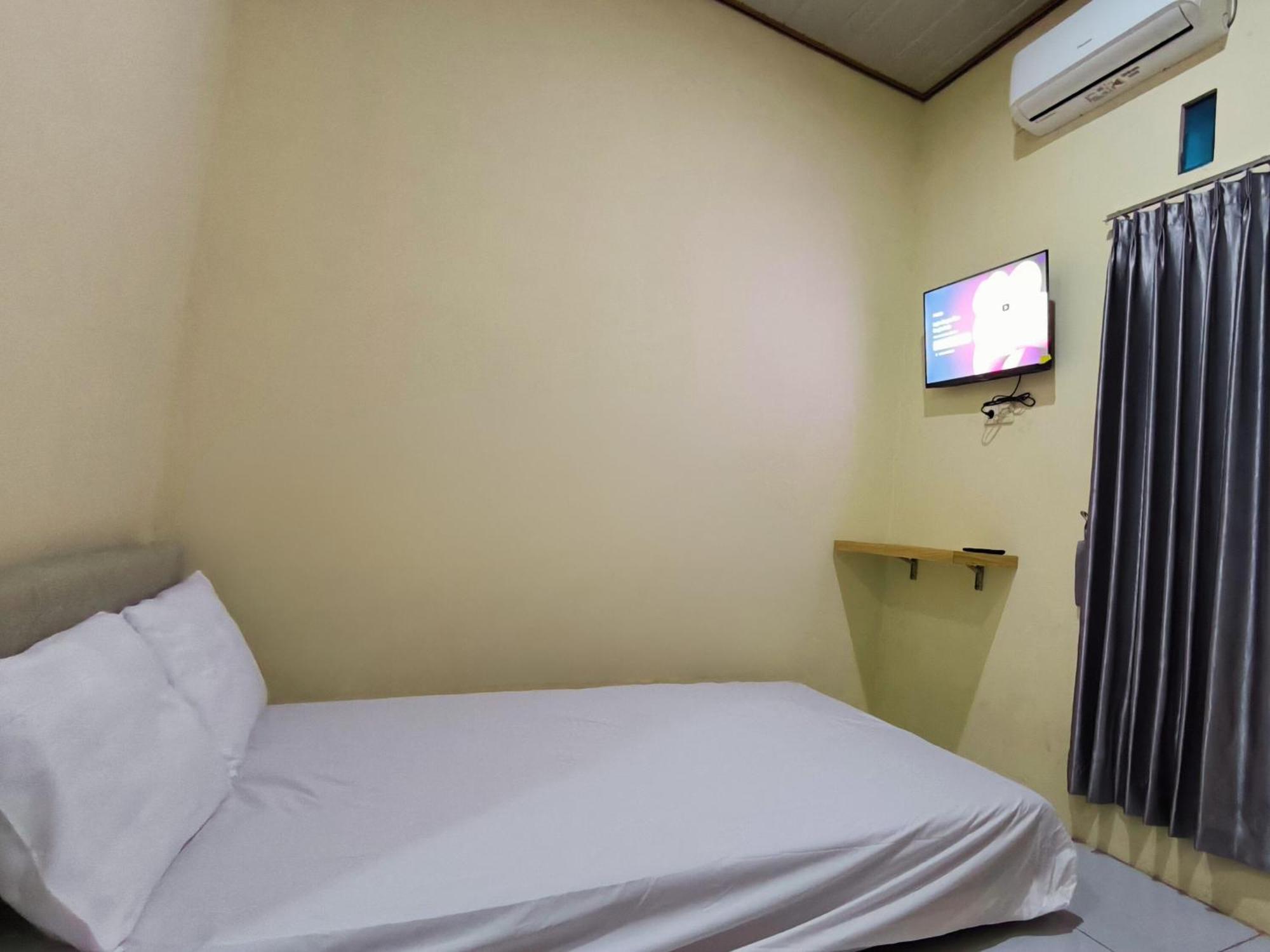 Nn Guesthouse Solo Kültér fotó