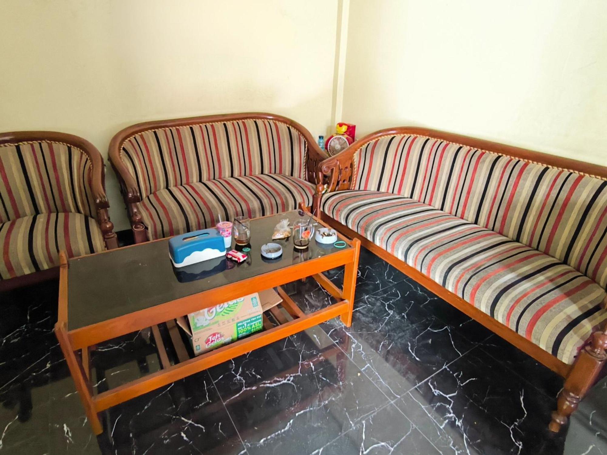 Nn Guesthouse Solo Kültér fotó